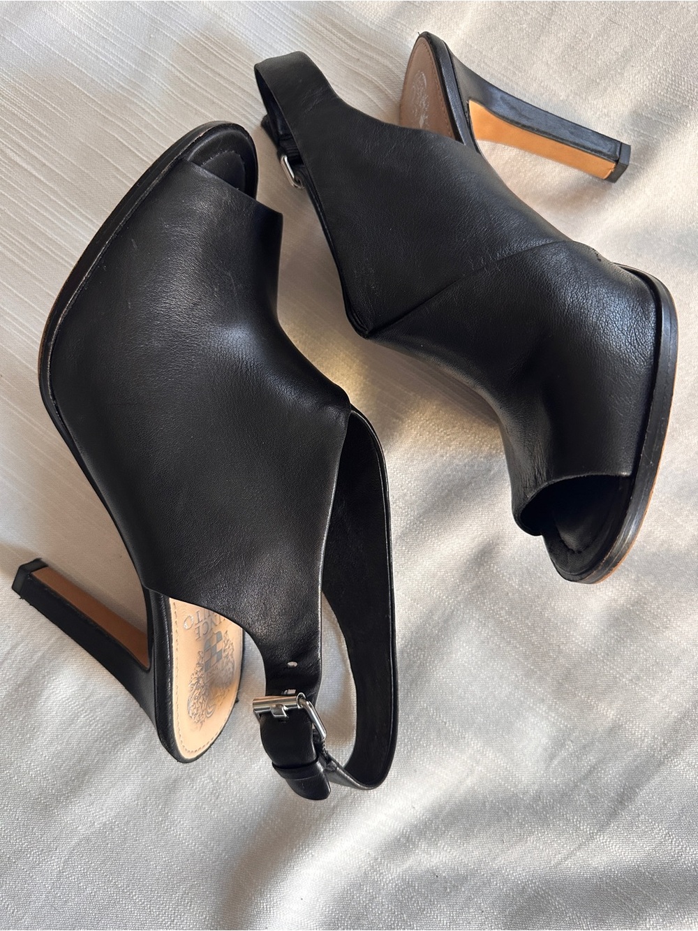 VINCE CAMUTO “Ledinla” Soft Black Leather Peep Toe Slingback Sandals | 8 - Picture 13 of 13